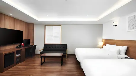 Lion Hotel