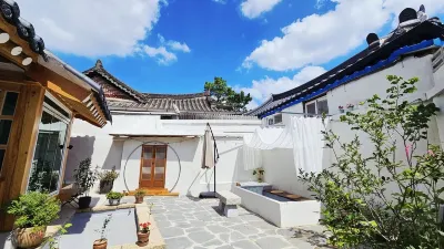 Jeonju Hanokmaeul Nest175 Jaczzi Dokchae Pension Hotels in 