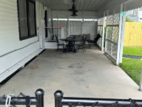 Charming 3-bedroom house with AC, WiFi in serene Houma Hotels in Houma