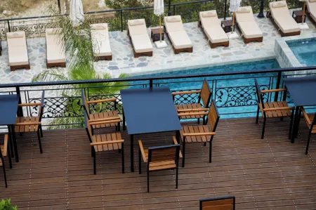 Cumaku Boutique Hotel Отели в г. Дельвина