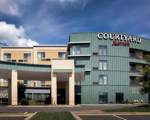 Courtyard Statesville Mooresville/Lake Norman Hotels in Statesville