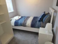 Home Like Yours In Grays, Essex Hotels in Aveley