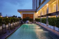 Golden Empire Suvarnabhumi Hotel - 5-نجوم
