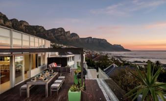 Sea View 3bed Apt w Pool Near Beaches Glen Sunsets