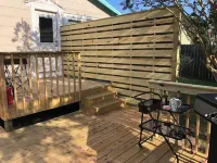 The Crab Shack! hot tub, 10 min to beach & base. newly renovated Hotels in Stump Sound