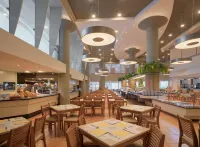 Ponient Dorada Palace by PortAventura World فنادق في سالو