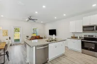 New Home near UWF & PNS Beach! Hotels in Ensley