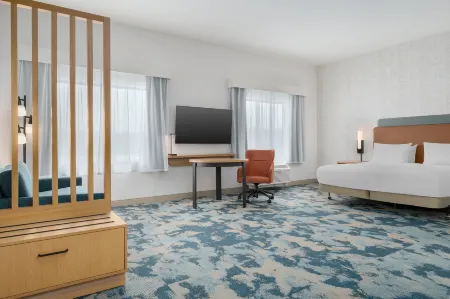 Hampton Inn & Suites by Hilton Alpena Отели в г. Алпена Тауншип