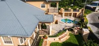 Cozy Family Villa with Jacuzzi and Pool in Carnbee, Tobago Hotels in Carnbee