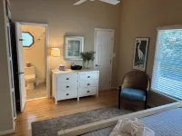 NEW! Charming Cottage, Pet friendly, Hot tub, Dock & Pool Access-2 mi to Beach - 4-Star