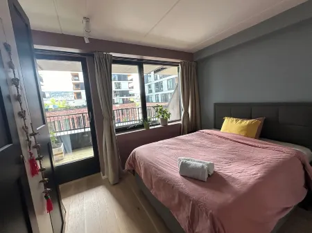 Stylish apartment in a very fun neighborhood- 10’mins to Oslo and Airport Отели в г. Лиллестрём