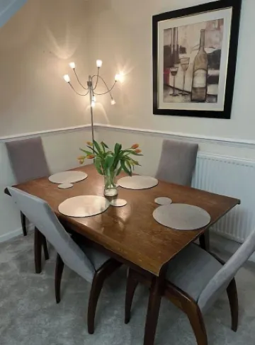 Cosy home in quiet cul-de-sac. Private fenced garden and free parking.