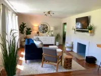 Caitlin's Cottage - Peaceful 2BR Retreat in North Marion Hotels in Marion