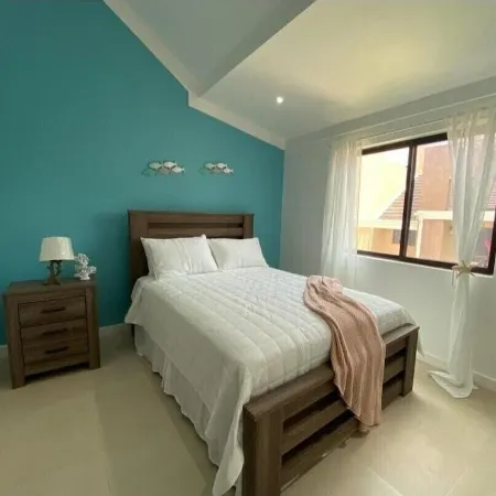 JeSal’s Escape 3 Bedroom Townhome Negril- 5 min From Beach- Perfect For Longterm