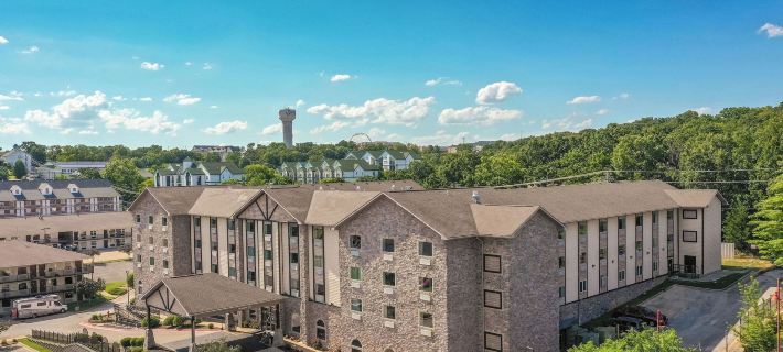 Howard Johnson by Wyndham Branson Hotels in Branson Township