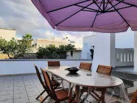 STAR HOUSE cottage with large outdoor spaces