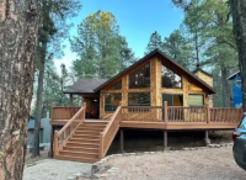 Woodrow’s Cabin-pet friends-Kaibab forest-Snowbowl