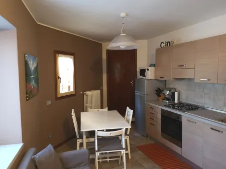 Two-room vacation immersed in the nature of Valtellina Отели в г. Альбозаджа