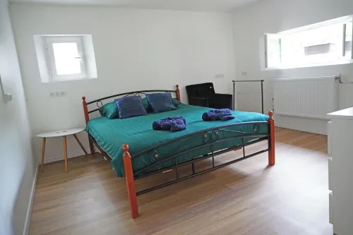 Entire 2-bedroom apartment. At Zarius