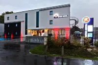 Glassy Hotel, the Originals City, Marne-la-Vallée Est, Meaux Hotels in Quincy-Voisins