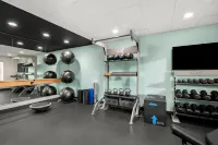 Tru by Hilton Lexington - Gym