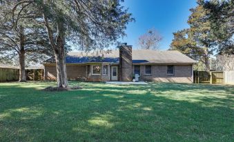 Lovely Decatur Home w/ Yard ~ 6 Mi to Town!