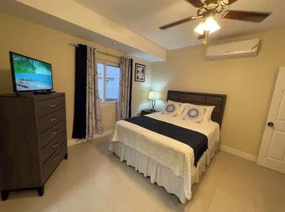 HomeStayVilla Oceanpointe btw Negril & Montego Bay  호텔