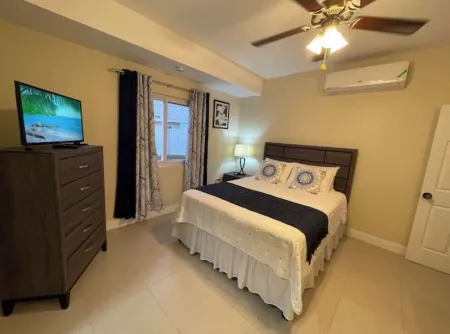 HomeStayVilla Oceanpointe btw Negril & Montego Bay