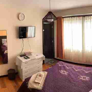 New apartment near Chuquiago Marka Expo Center and Las Cholas Park Rooms