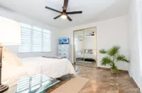 Isabella-Aguadilla Surf Villa & Casita