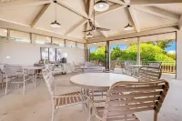 Kāʻanapali Ocean View Condo with Beachfront Cabana for Guests