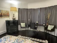 Spacious, Quiet, Peaceful One Bedroom Retreat -10 mins from UOP,  Lodi Wineries!