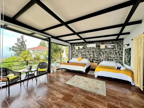 Luxury MASTER Cabin Spectacular view 2 or 4 people