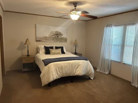 A getaway on the Marsh!