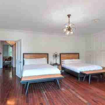 Central - Luxurious Mansion 7 Bedrooms 9000sqft Rooms