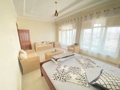 Beautiful and spacious 6 bedrooms Villa with pool in Gaculiro Hotels in 