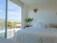 Casa NUA - Lovely private coastal retreat in the Heart of SurfCity, El Salvador