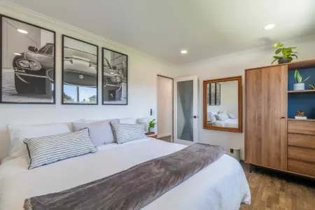 Monterey Bay Oasis STR25-000030- Comfortable  Living  3-bedroom House