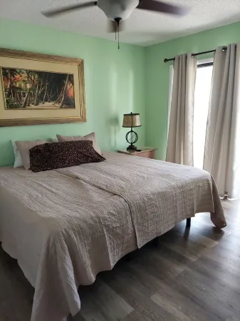 Beautiful Home in Quaint Neighborhood