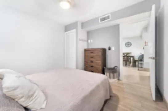 Charming 2-bedroom Beach Access Condo in marvelous Freeport, Lucaya