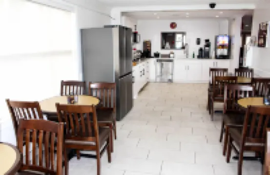 舍伍德帕克華美達酒店