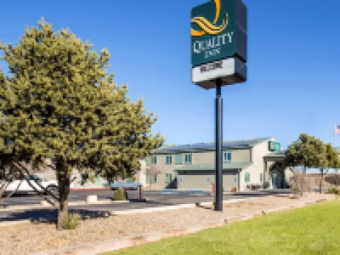 Quality Inn Hotels in Moriarty