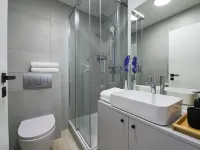 Top location in Baabe: Bright vacation apartment with terrace just 5 minutes from the beach Hotels in Baabe