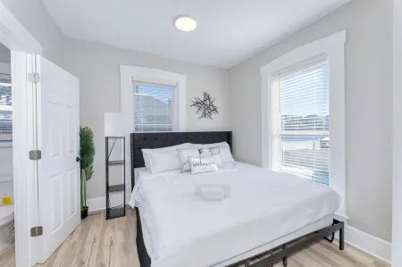 Charming 1BR Retreat Near DePauw University & Downtown Greencastle!