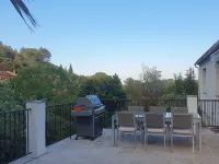 Maison 170m2, Piscine , 4 Chambres, 3 Sdb, Clim, Wifi Hotels in Montauroux