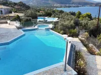 Villa Arian with great sea view, great pool and 6 minutes walk from the beach 埃皮扎夫羅斯住宿飯店