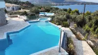 Villa Arian with great sea view, great pool and 6 minutes walk from the beach