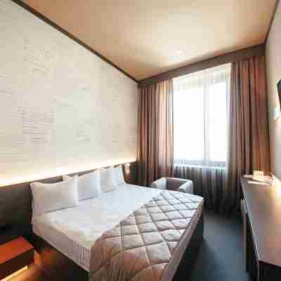 Mimi Hotel Chisinau Jolly Alon Rooms