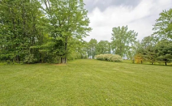 Lakeside Retreat with Guest Cottage on 5+ Acres