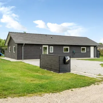 "Frederikke" - 990m from the sea